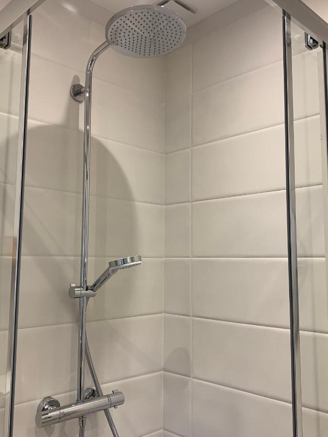 Le Cabanon De Livia Avec Piscine Privee Villa Cucuron Buitenkant foto