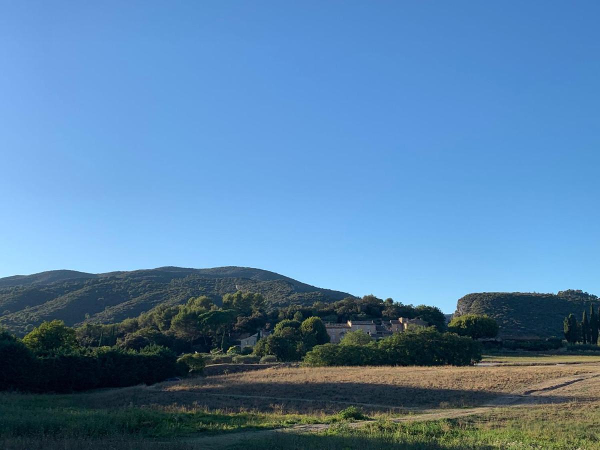 Le Cabanon De Livia Avec Piscine Privee Villa Cucuron Buitenkant foto