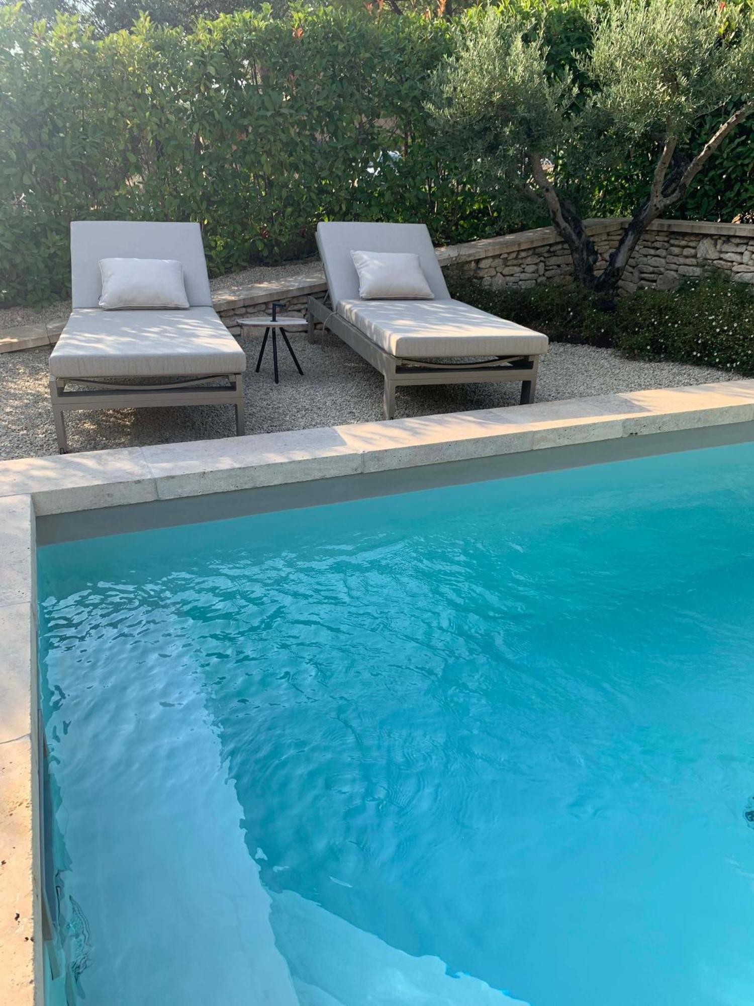 Le Cabanon De Livia Avec Piscine Privee Villa Cucuron Buitenkant foto